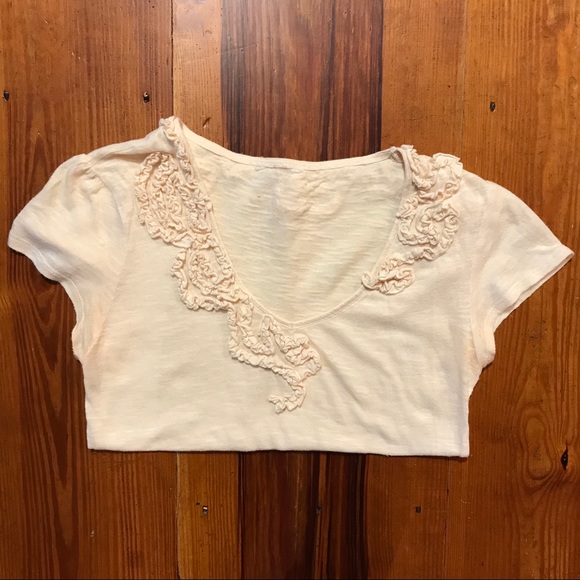 Ruffle-Detailed Short Sleeve - Picture 3 of 8